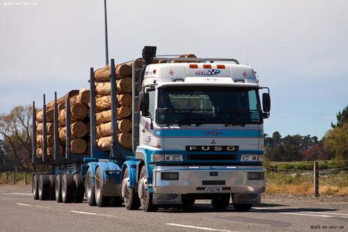 三菱扶桑卡车车型图片查看小图提示:支持键盘翻页 ←左右