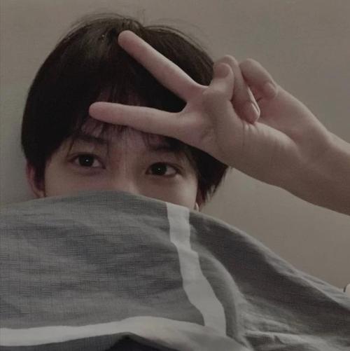 头像 超高清真人男生帅气头像