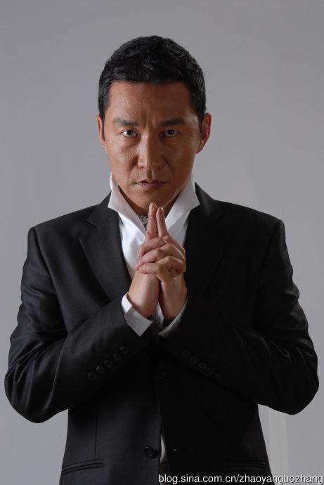 赵燕国彰