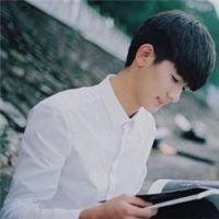 小清新文艺男生qq头像大全 灯火怎敢期望比太阳明亮