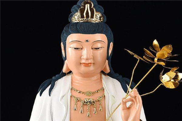 金毛狮犼,观音菩萨为何总侧坐着骑?坐有坐姿:这个讲究