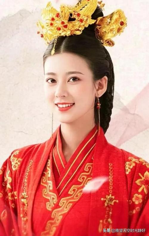 盘点影视剧中绝美的古装嫁衣凤冠霞帔春风面十里红妆不负卿