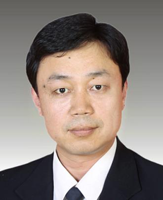 简历: 王涛,男,汉族,1973年12月生,大学学历,中共党员.