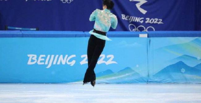 羽生结弦央视都赞美的日本人华春莹替他应援他到底有何魅力