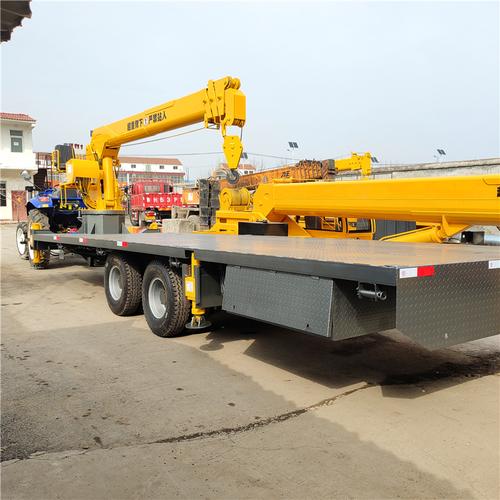 大型拖拉机随车吊 厂家定制拖拉机平板吊 平板运输随