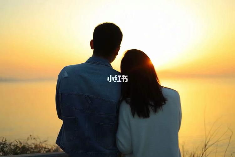 海边夕阳剪影情侣拍照必看_摄影_海边_夕阳_拍照姿势