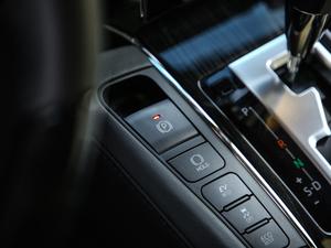 雷克萨斯lm图片