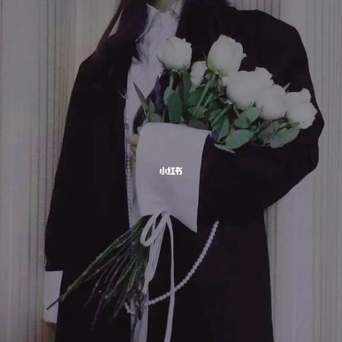 文艺复古的拿花头像