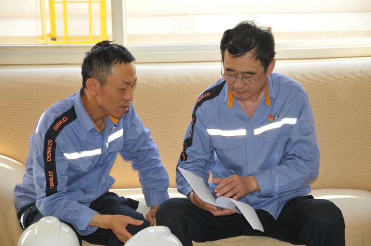 公司领导朱守河,宋国卫分别到氯碱厂调研指导 安全环保工作