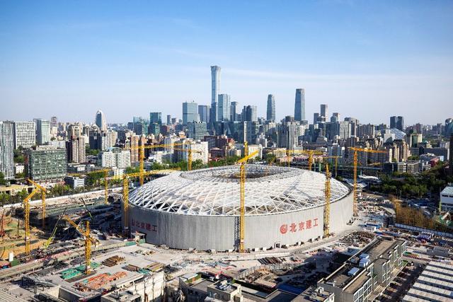工体改造复建工程现场 拍摄于4月22日据负责工体改造复建项目投资