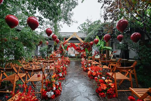 薇拉一站式婚礼策划案例 -乡村庭院式户外红色简约