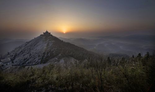 文明韶山 美在韶峰 韶峰雾淞掠影 作者:韶山市摄影家协会主席――