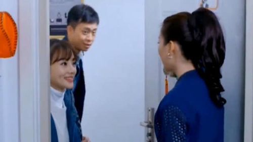 富家女带穷小子到前女友面前炫耀,让她悔青肠子!