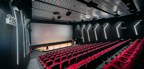 一站式电影制作空间,感受柔美建筑的科幻硬核.