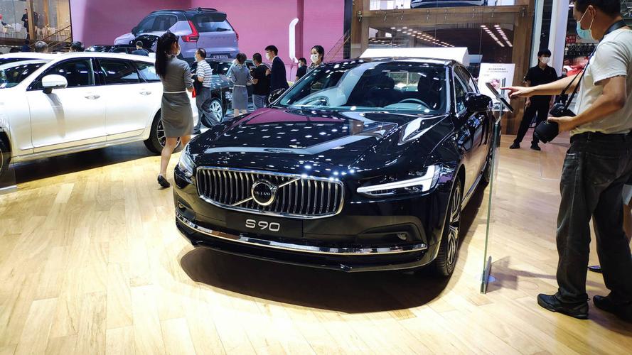 2020年北京车展新款沃尔沃s90实车