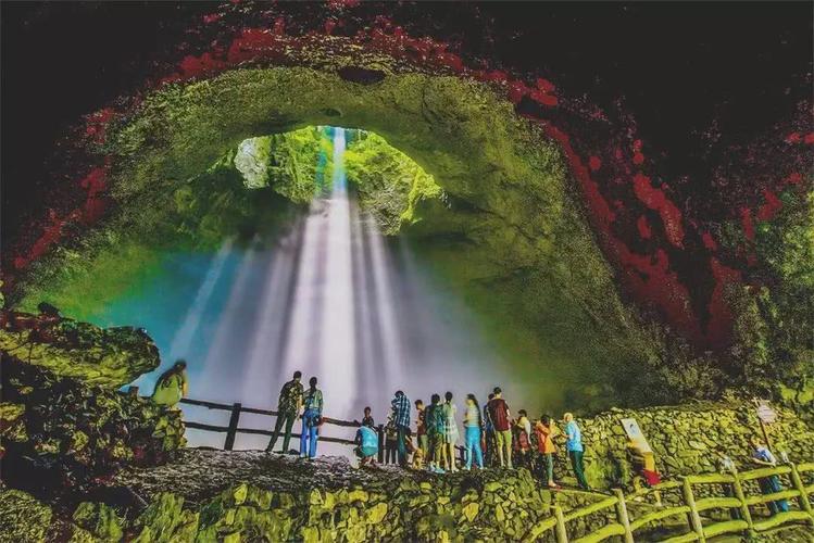 (广元—曾家山—雪溪洞—米仓山—青溪古城—唐家河)