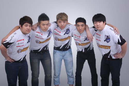 火线职业百科 "老团长"浩南背后的故事cf攻略战术