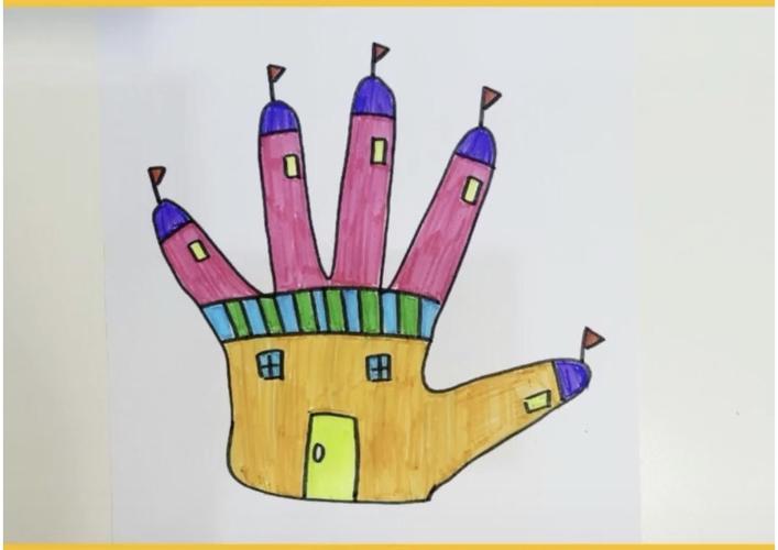 建西苑幼儿园小班手掌画——城堡