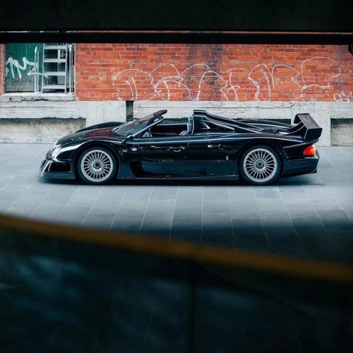 发动机犹如火箭一般,存世量极为稀少的奔驰clk gtr amg
