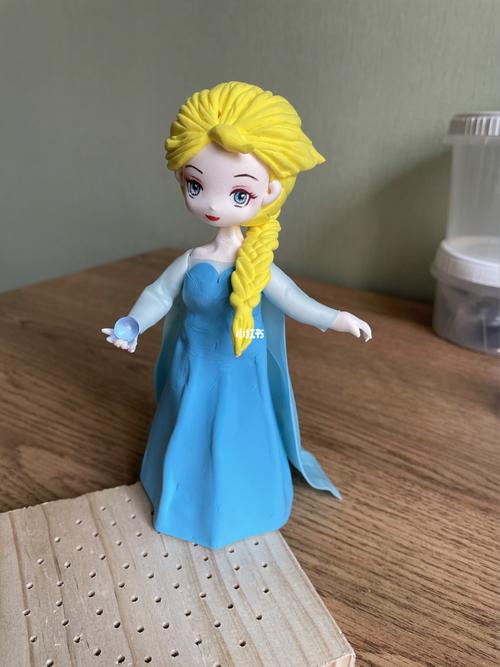 超轻粘土 手工制作 艾莎_手工制作_粘土_幼儿园_冰雪奇缘_临摹_我的