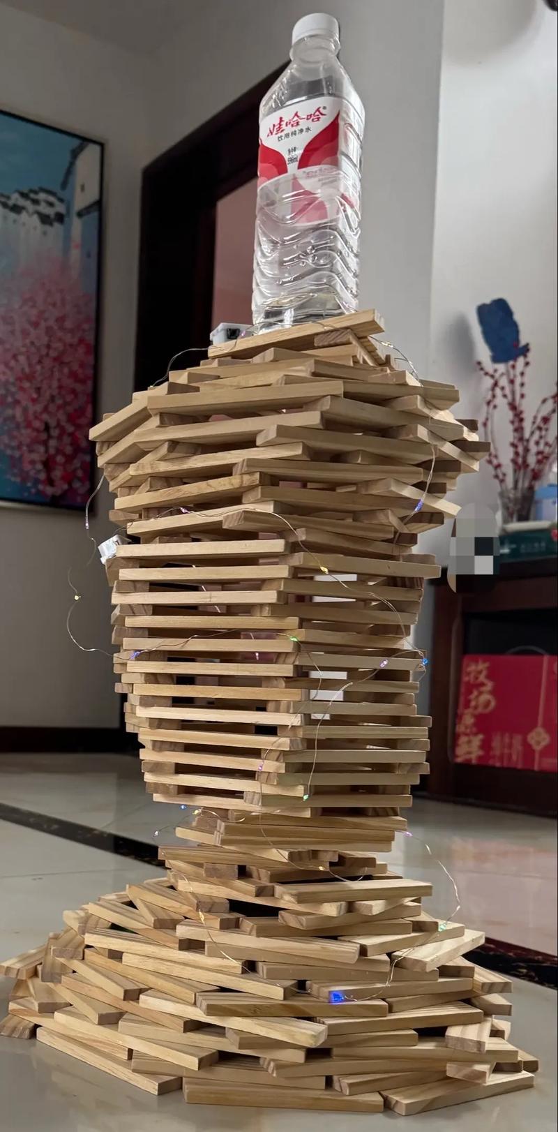 积木版广州塔小蛮腰 6岁孩子的积木创作