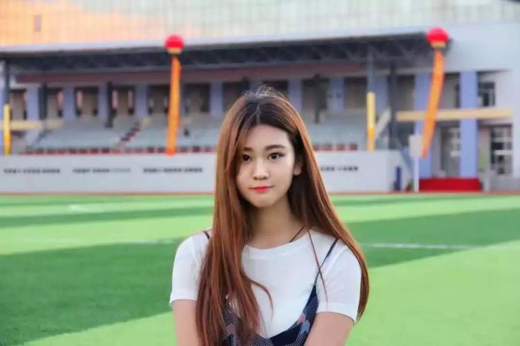 【大工有校花 vol.3】名如其人,亦冬亦春-管经女神衣春冬