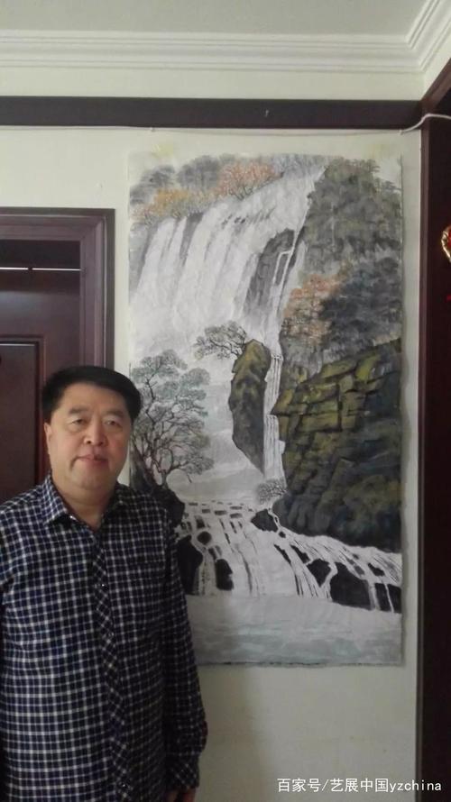 李春峰简介李春峰,东北吉林市人,网名,松花雪石,一九五五年三月出生