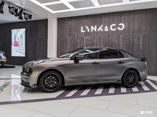 领克03 冠军定制版首发,售价24.88万