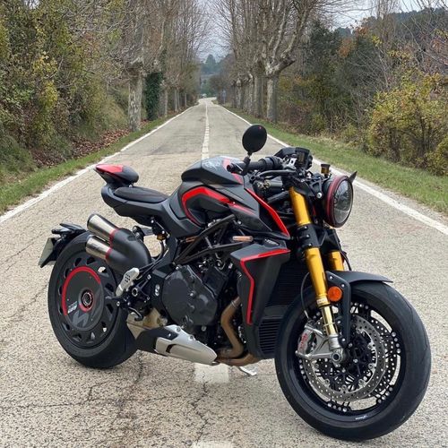 进口原装本田四缸复古cb400c奥古斯塔rush1000重型机车街跑摩托车