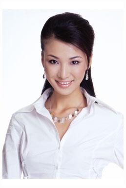 伊人风采 2003中华小姐环球大赛 正文   姓名:米丹(20号)    年龄:21