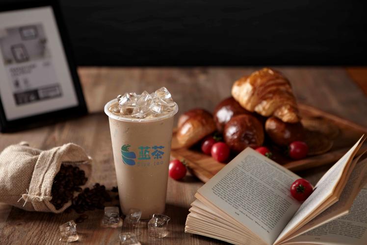 陪伴了我们童年的奶茶长大了也会给我带来不一样的