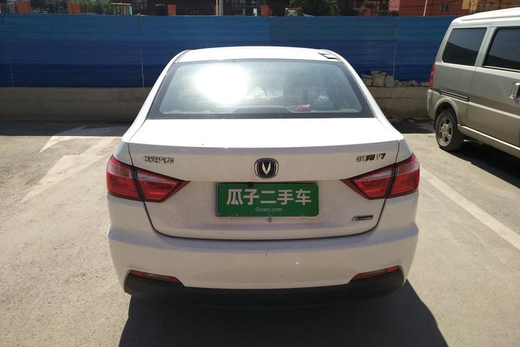 长安 悦翔v7 2015款 1.6l 手动乐动型 国iv