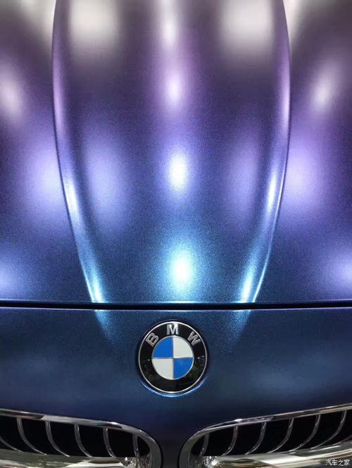 宝马小5变身作业 卡莱克变色龙紫魅蓝改色贴膜