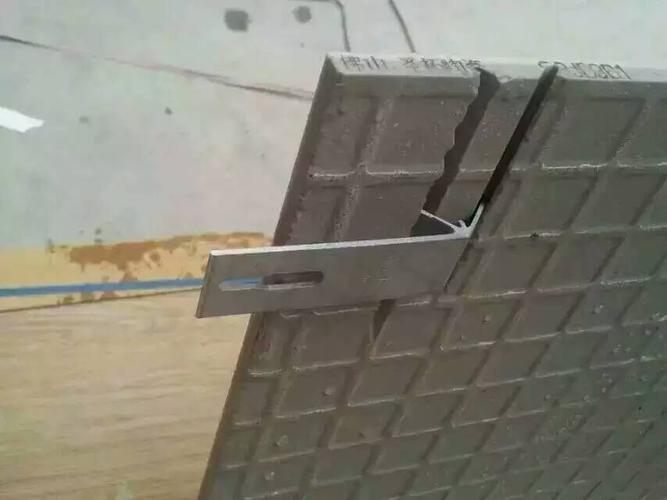 铝合金瓷砖挂件 石材挂件 室内挂砖扣件 铝合金挂件