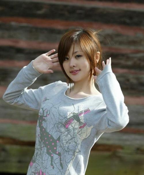 2009中华小姐海外选手王燕妮