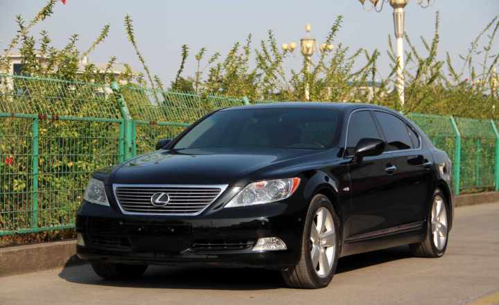 雷克萨斯ls2006款460l尊贵版