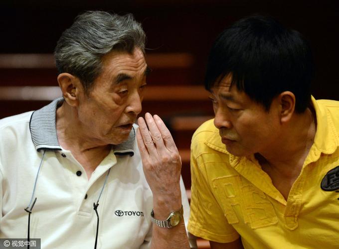 苏民,濮存昕父子专访.图片来源:视觉中国王俭/视觉中国(来源:cfp)