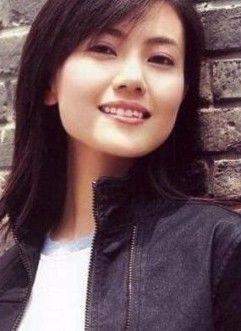 被称为360度无死角的蕞美人妻高圆圆不但外表精致又有气质,女神刚出道