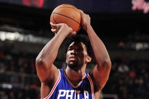 第四.乔尔-恩比德(6.3次)场均7.9罚6.3中,罚球命中率79.3%.