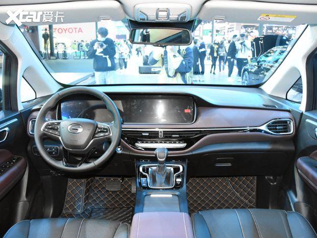 上海车展:广汽传祺m6 pro实车正式亮相