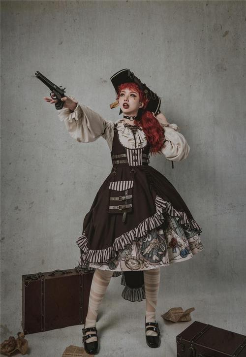 蒸汽朋克系"海盗风"洛丽塔,集帅气典雅于一身,lo娘上身太独特