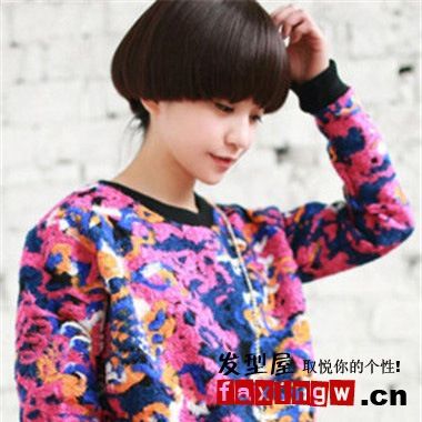 学生蘑菇头发型图片