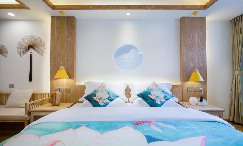 酒店 丽江酒店  丽江格桑云朵轻藏文化客栈  小艺正在努力为您加载中.