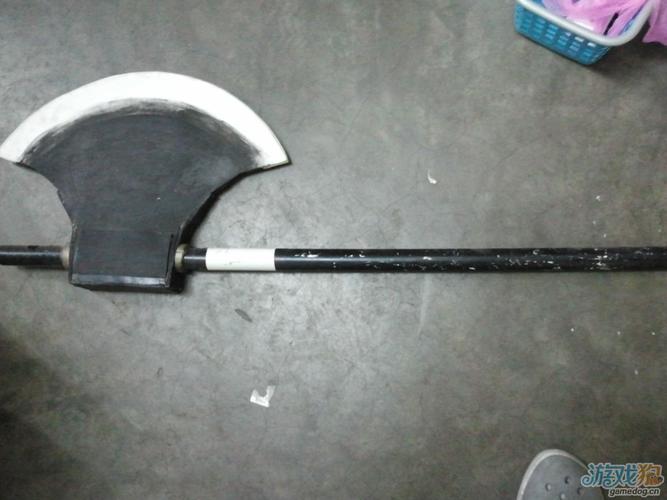 玩家手工自制贯石斧及方天画戟_游戏狗三国杀