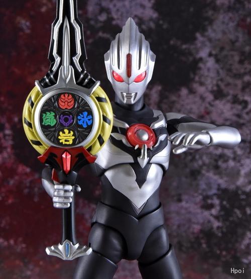 figuarts 罗布奥特曼 超级黑之王 -黑暗欧布奥特曼