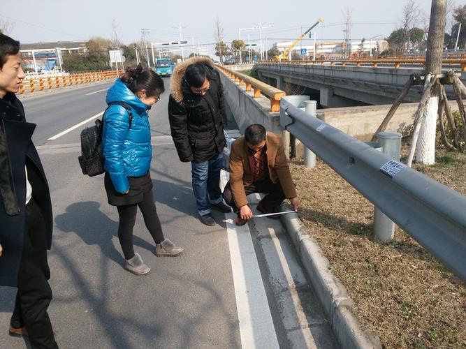 干线公路237省道的组成部分,路线起于江都与高邮交界处的邵伯镇渌洋湖