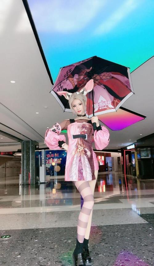 王者荣耀:00后小姐姐coss公孙离无限星赏官,这一定是