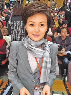 央视主播柴璐再度赴台 超人气