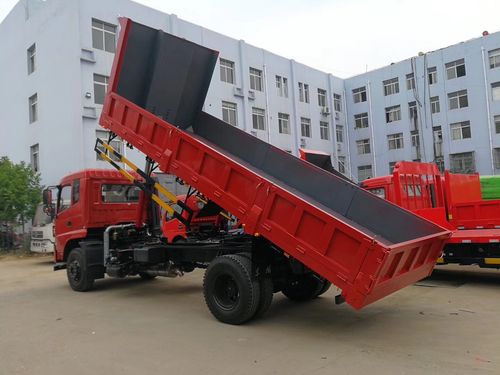 7开门,后门门中门侧开270度,是一款性价比较高的平板自卸车