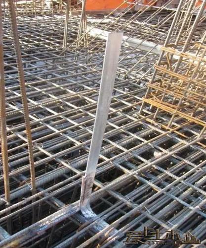 5,总等电位和局部等电位根据设计要求,用镀锌扁铁引出.